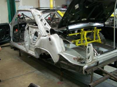 1966-67 Chevy II Body Skeleton Mini-Tubbed Column Shift Bench Seat