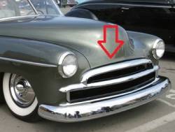GM - 1949-50 Chevy Upper Grille Molding - Image 2